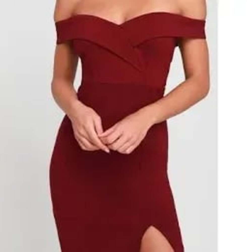 Lulus Classic Glam Burgundy Off-the-Shoulder Bodycon Midi Dress‎